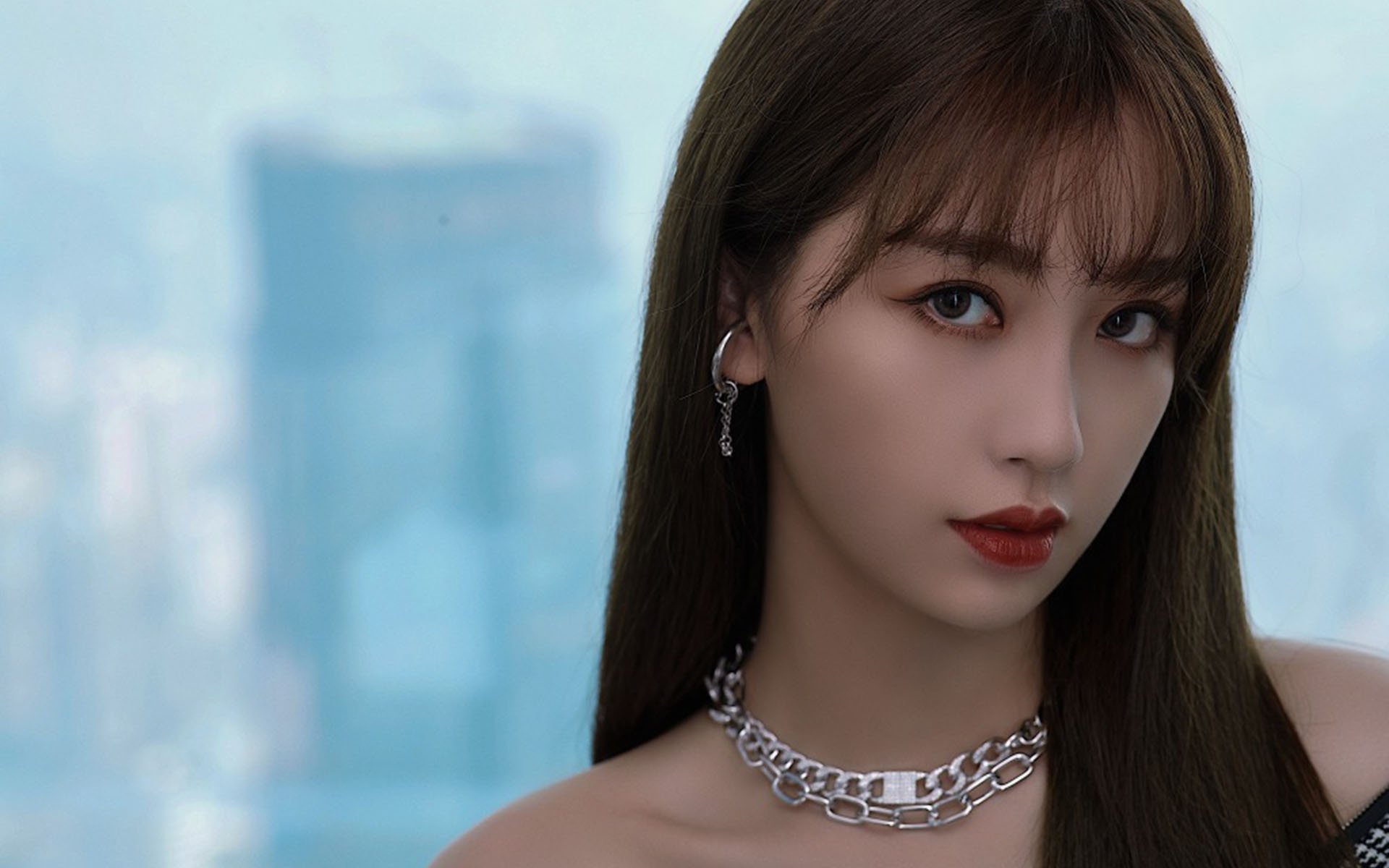 _高速溜索滑行：城市天空中的极速体验_，溜索事故