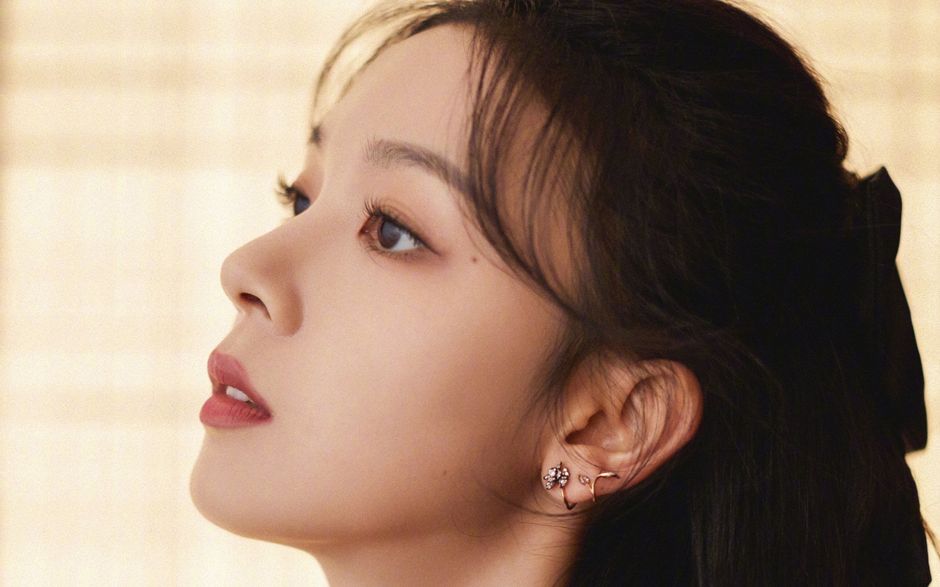 -“英超爆发大战，精彩场面频现”，英超对抗