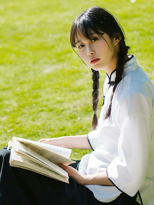 利物浦凭借战术取胜！客场反超强敌，晋级之道，利物浦的打法风格