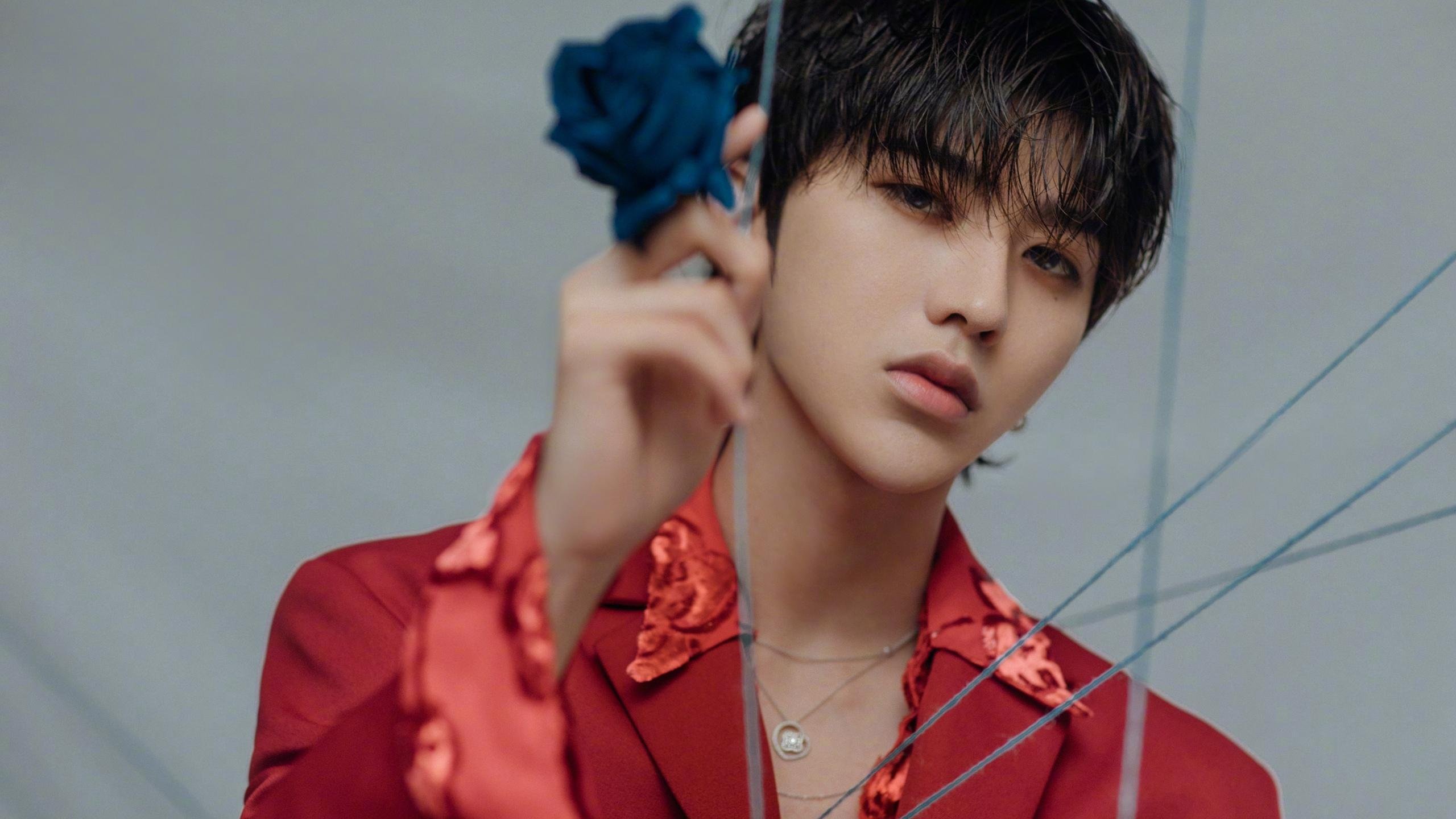 多特蒙德破门得分,带领球队取得关键胜利,多特蒙德首发门将